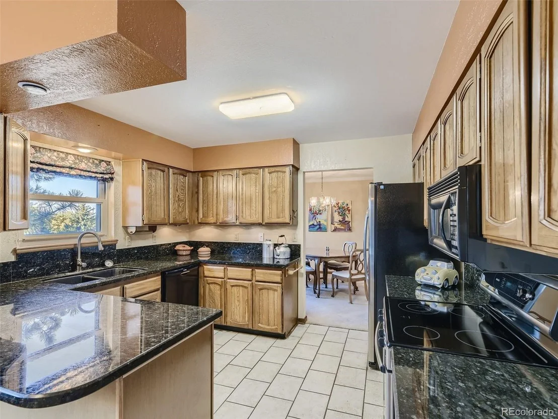 Photo of 7992 E Windcrest Row