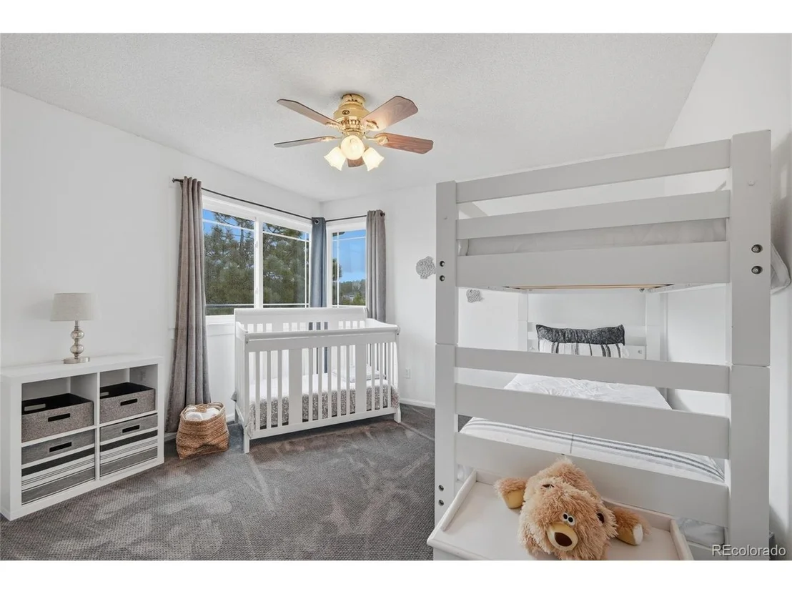Photo of 2331 Meadows Ln