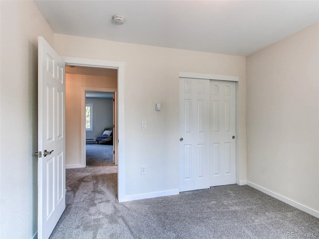 Photo of 6124 Powell Rd