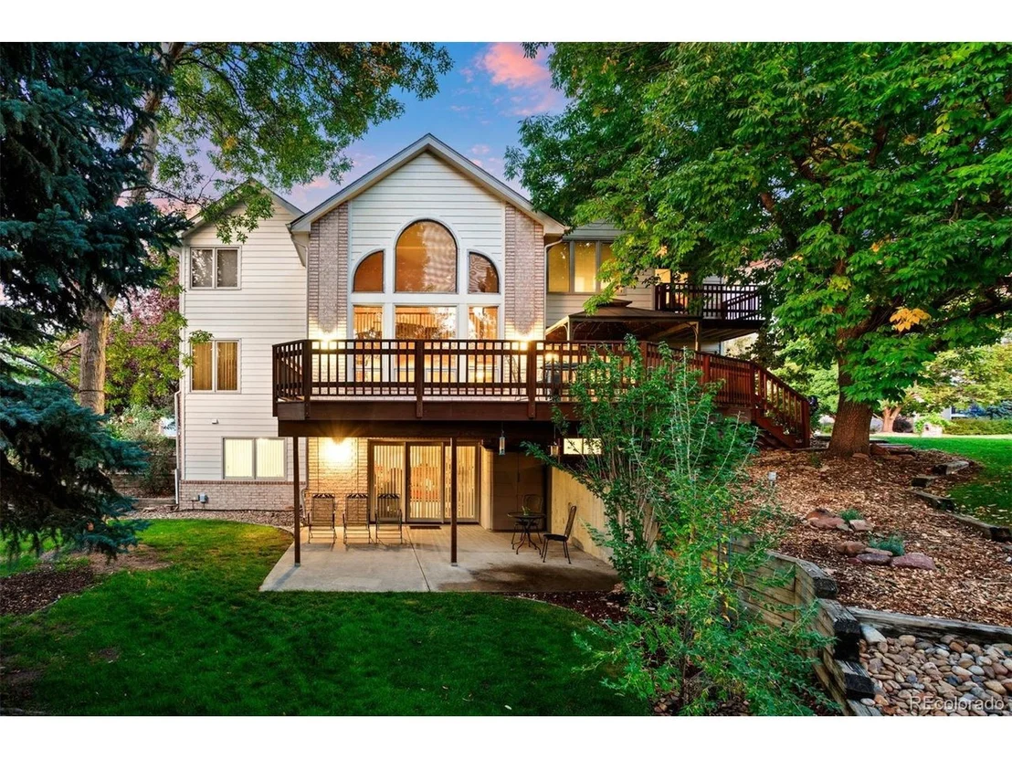 Photo of 2245 Ridgeview Way