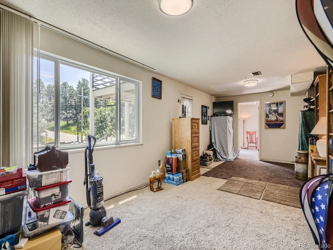 Photo of 5761 Cliff Rd