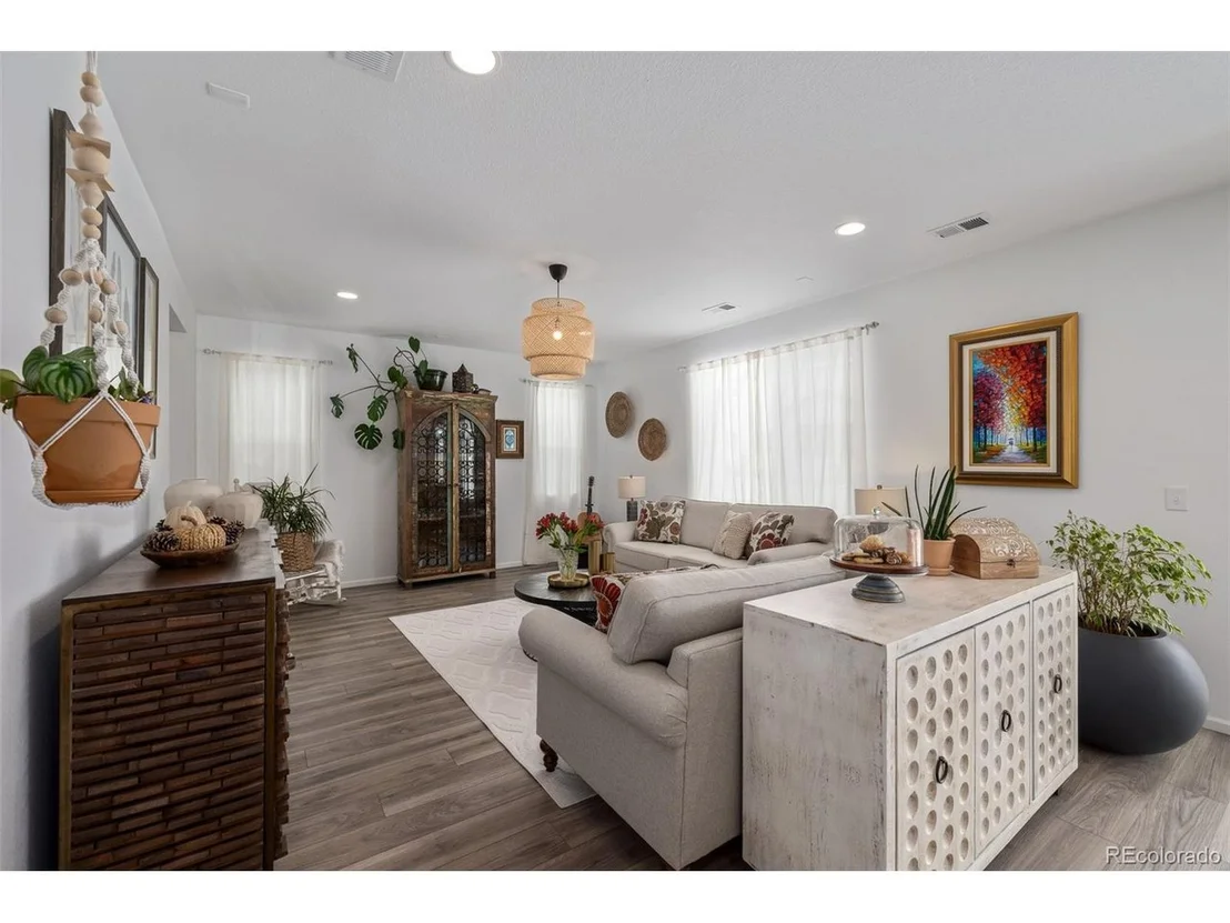 Photo of 5529 Gray Wolf Ln