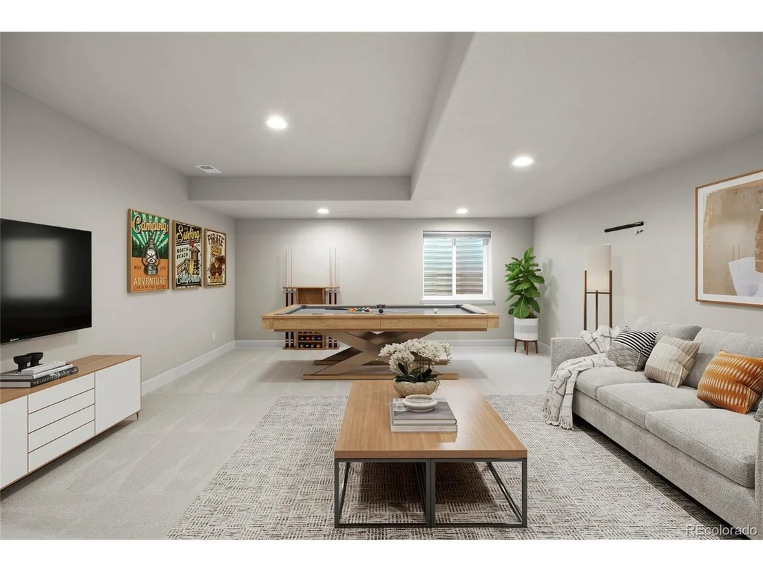 Photo of 7658 Oasis Dr
