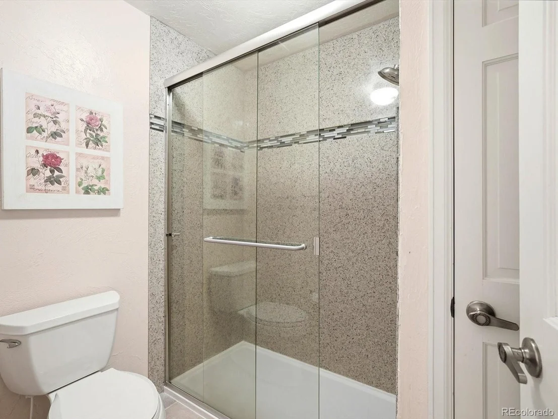 Photo of 5961 Crestbrook Dr