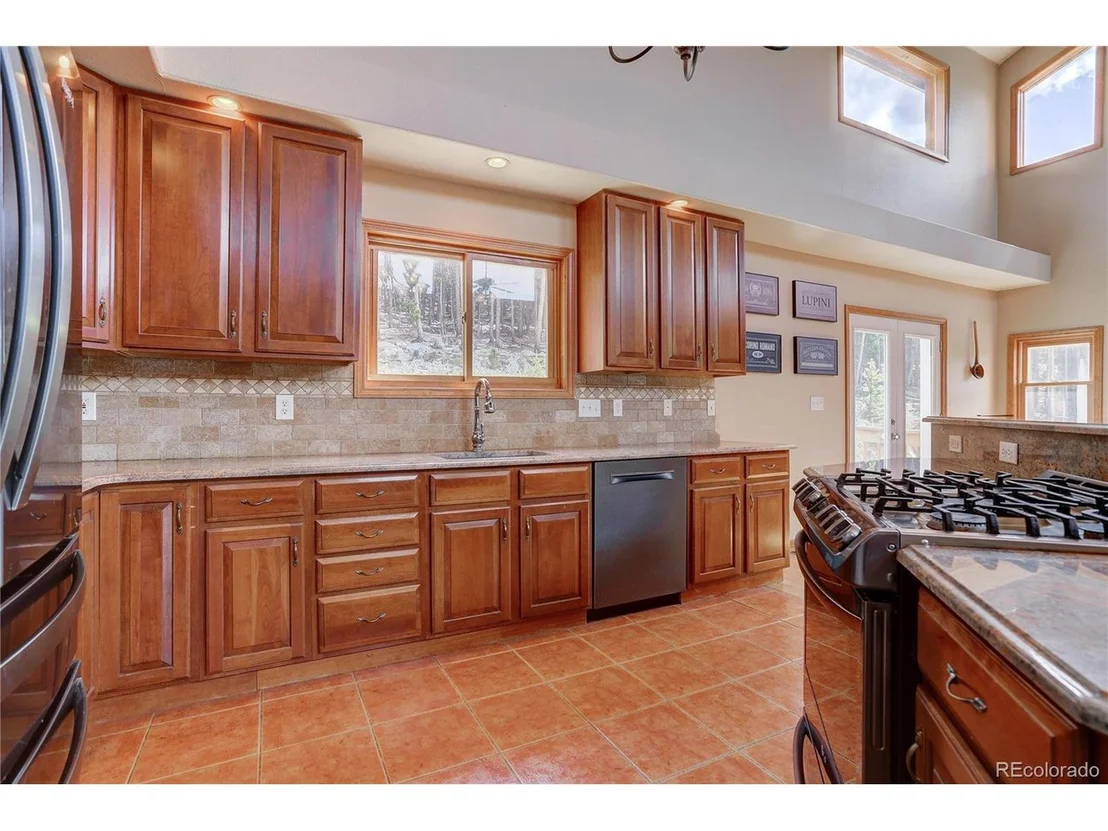 Photo of 10922 Conifer Mountain Rd