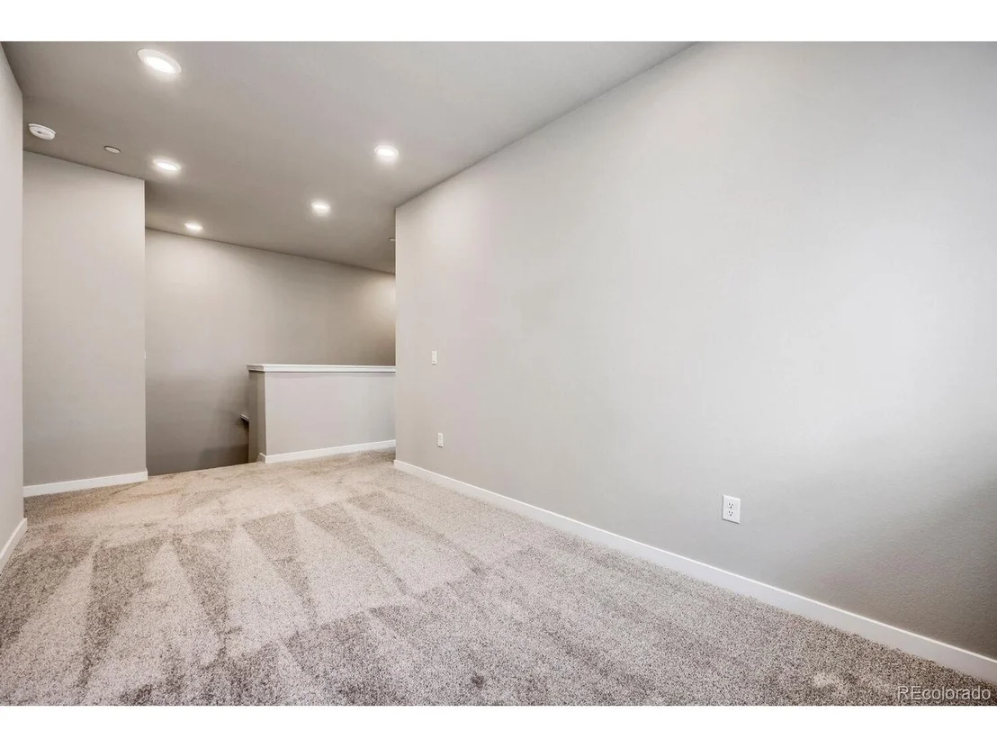 Photo of 8660 Lowell Blvd