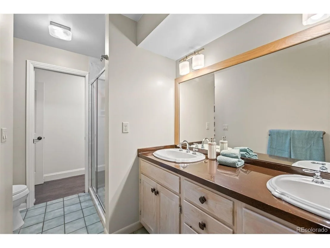 Photo of 29843 Canterbury Cir