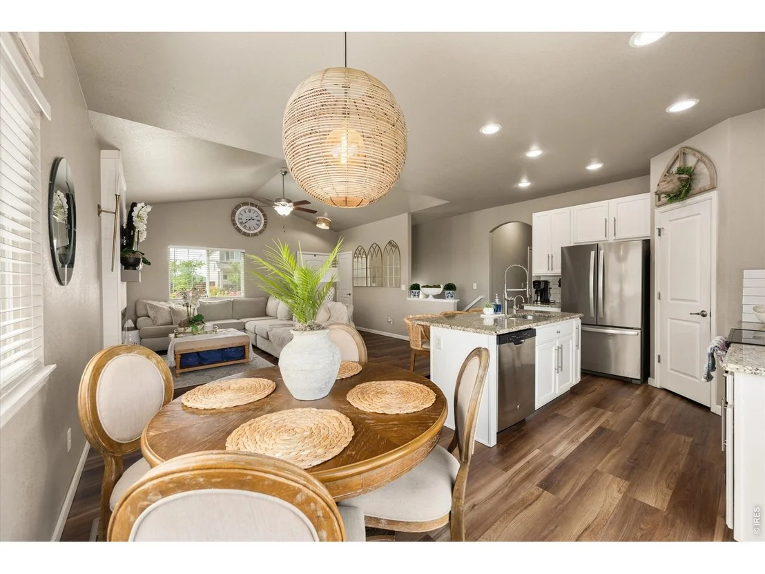 Photo of 1933 Sunset Cir
