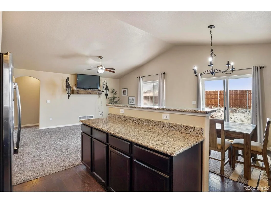 Photo of 6632 Catalpa Cir
