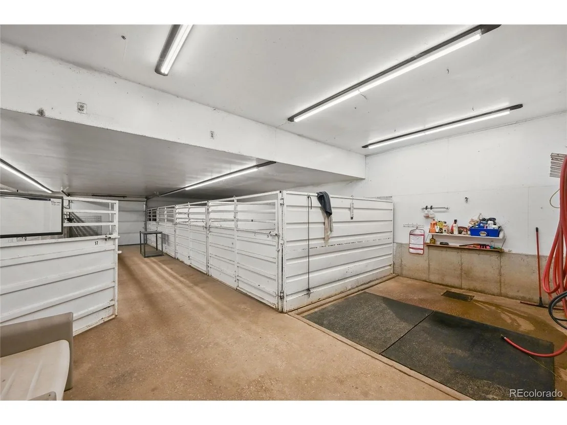 Photo of 5430 Murr Rd