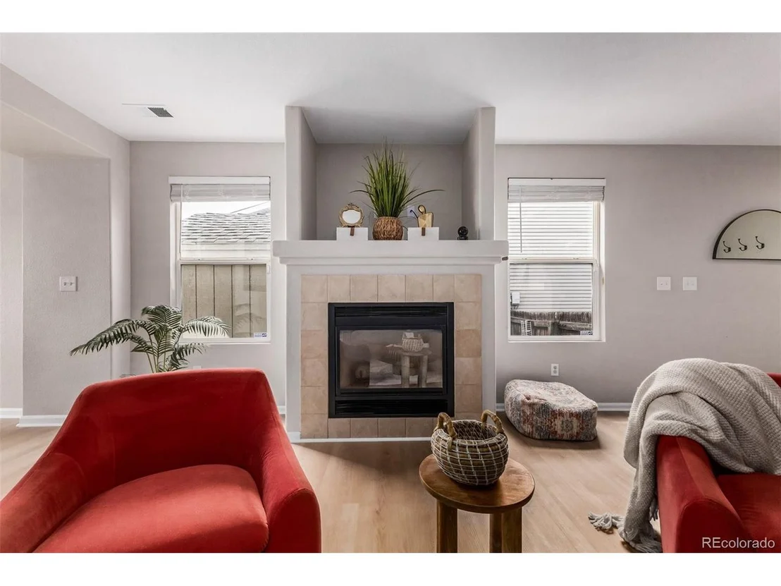 Photo of 452 E 78th Dr