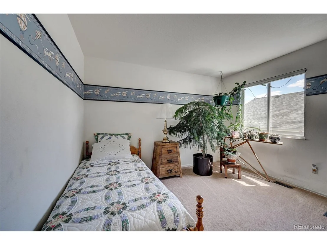 Photo of 7072 Palisade Dr
