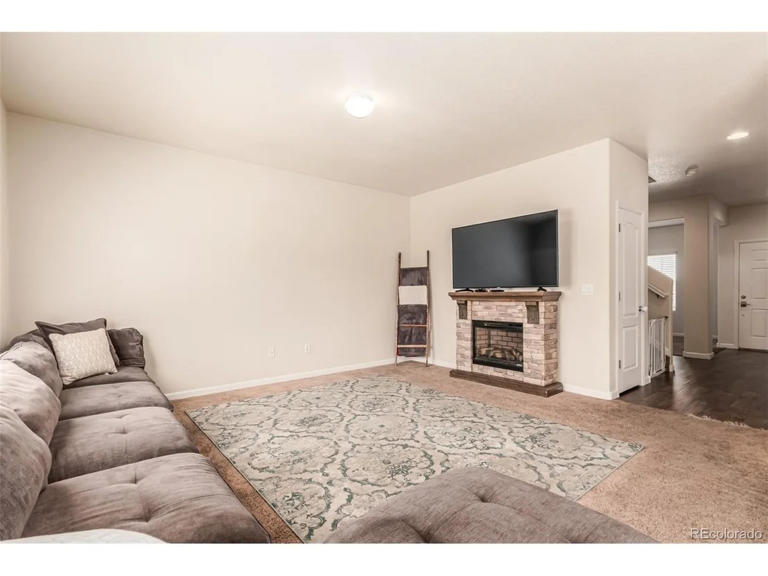 Photo of 504 Vista Blvd