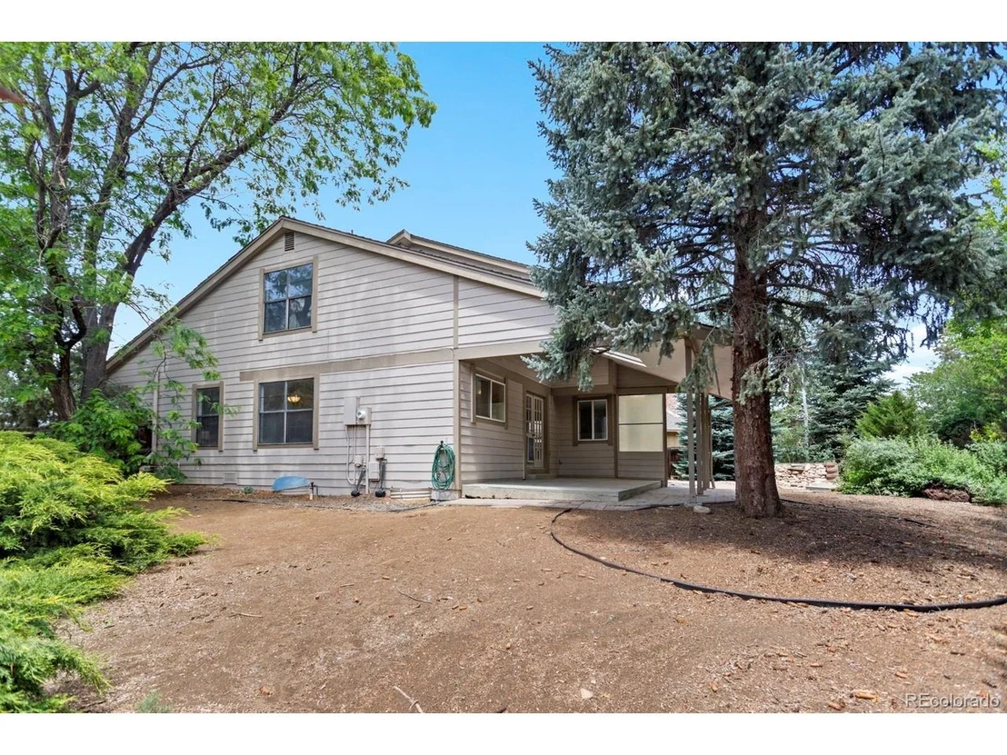 Photo of 8160 Flower Cir
