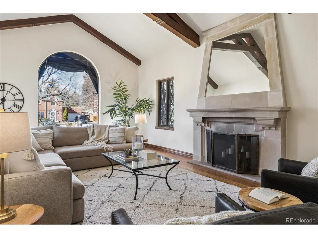 Photo of 6 Ivy Ln