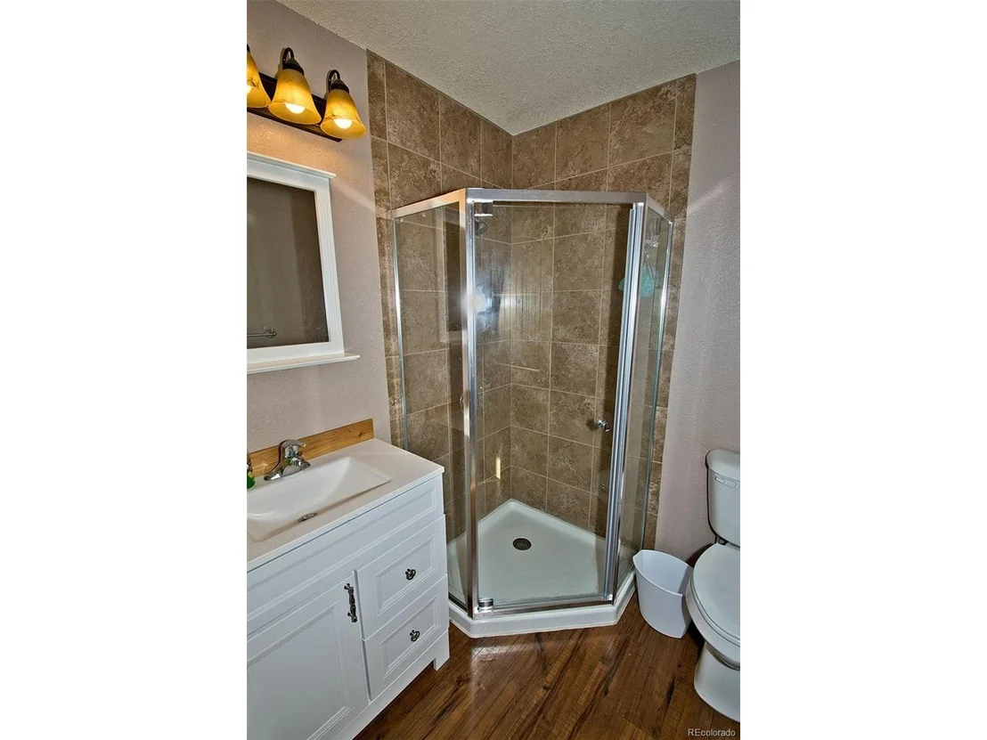 Photo of 433 Birch Rd