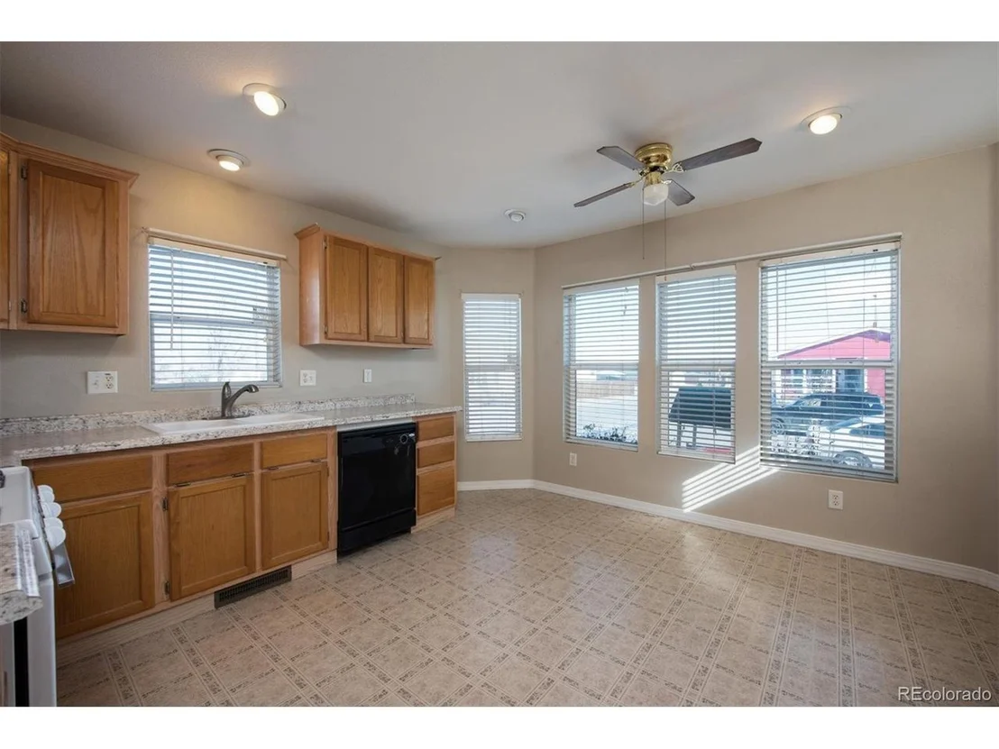 Photo of 293 Apache Pl