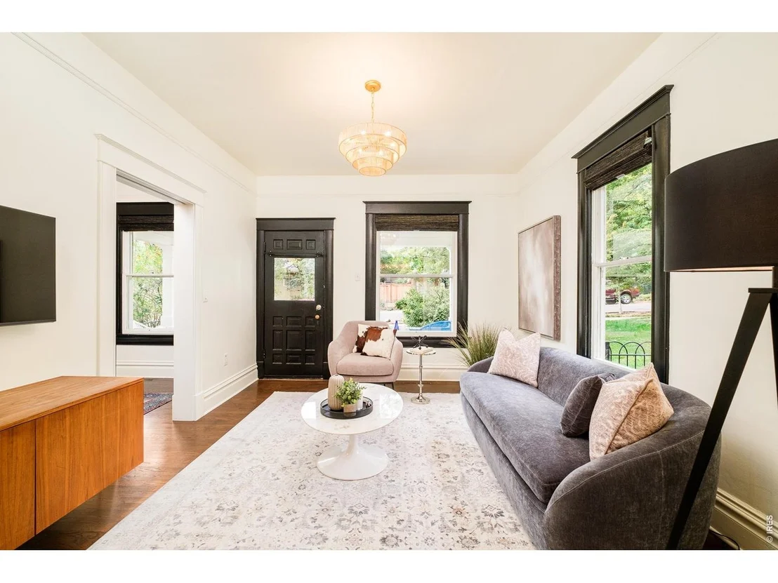 Photo of 541 Maxwell Ave