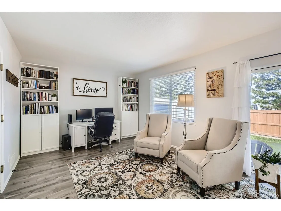 Photo of 6138 Shamrock Cir