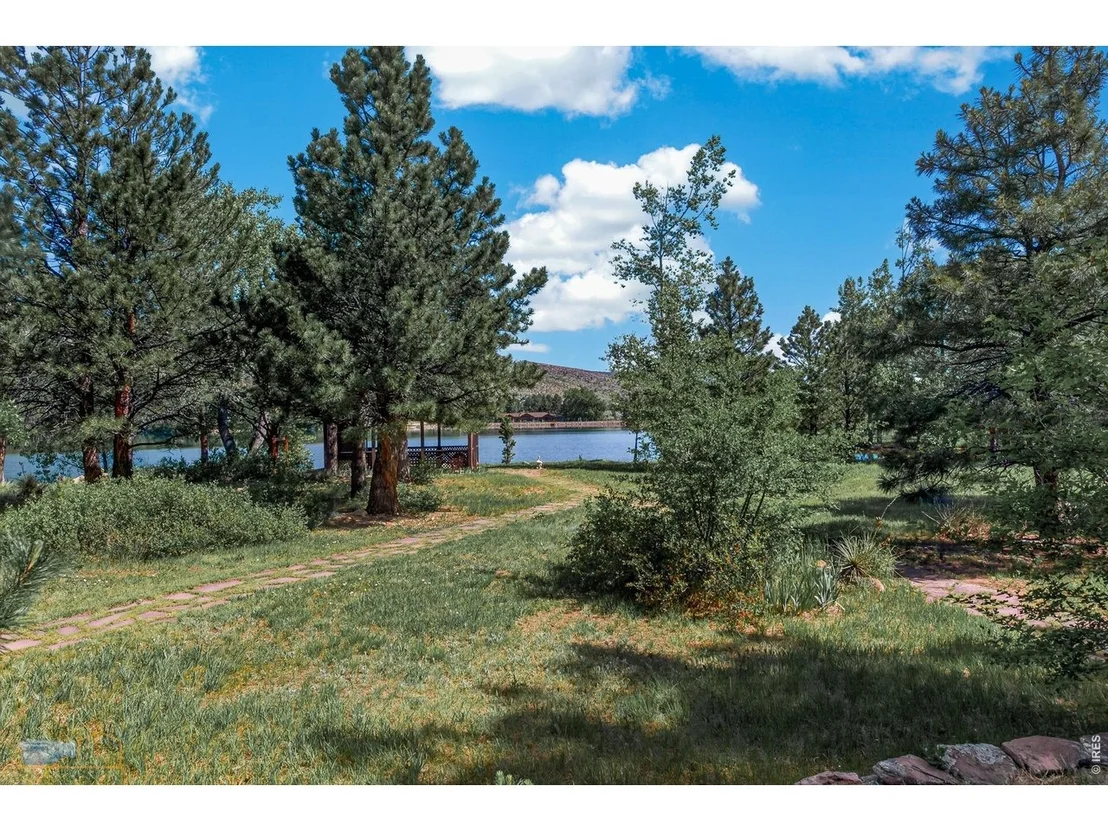 Photo of 2959 S Lakeridge Trl