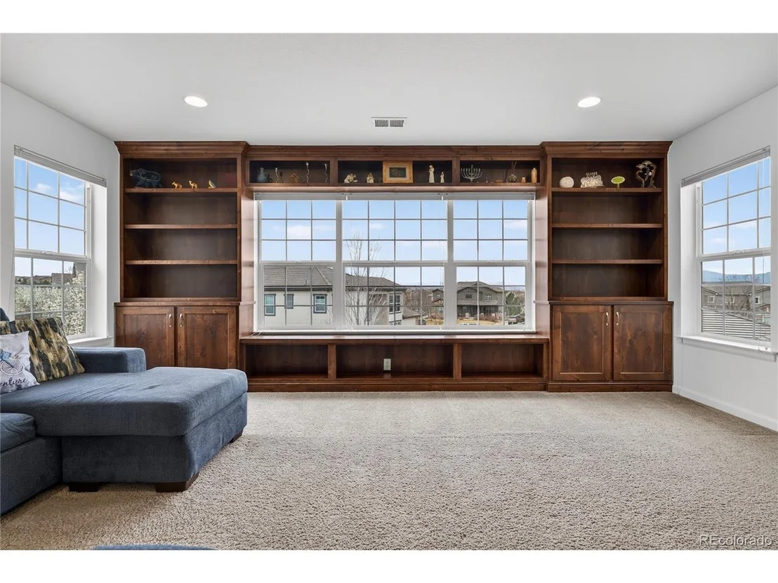 Photo of 3172 Traver Dr
