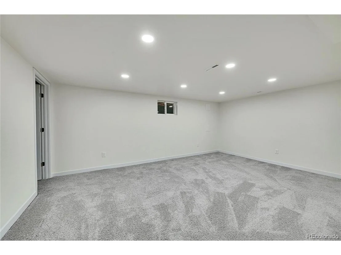 Photo of 6749 Ingalls St