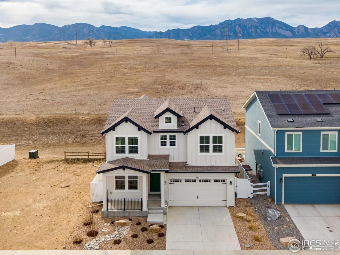 Photo of 153 Mohawk Cir