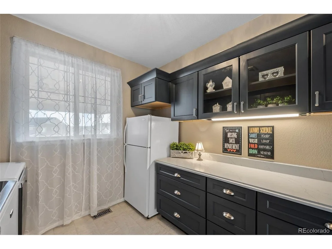 Photo of 20140 E Fair Ln
