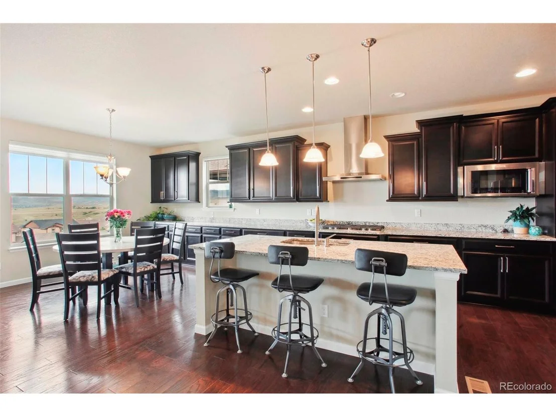 Photo of 8690 Zircon Way