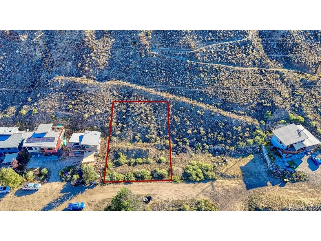 Photo of 7 Hillside Dr