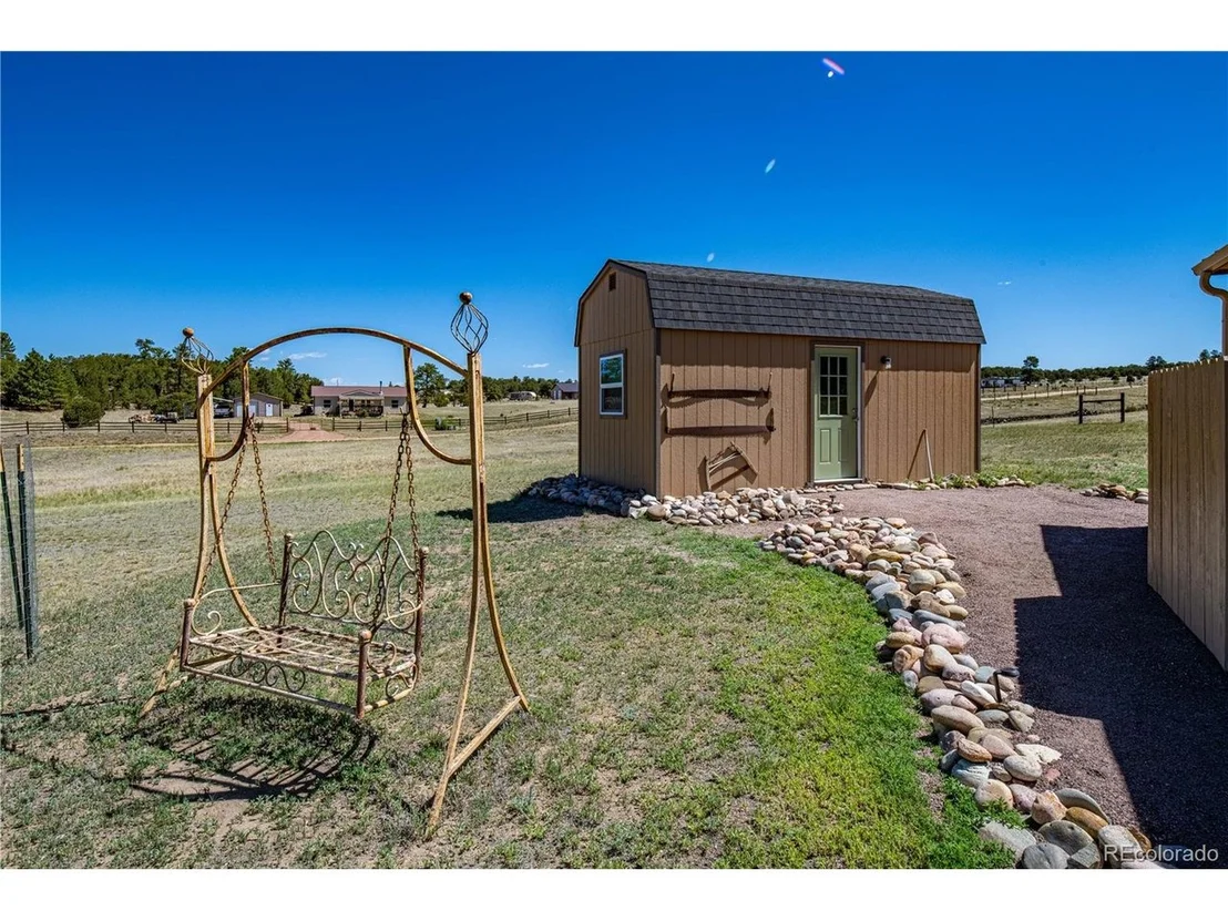 Photo of 612 15th Trl