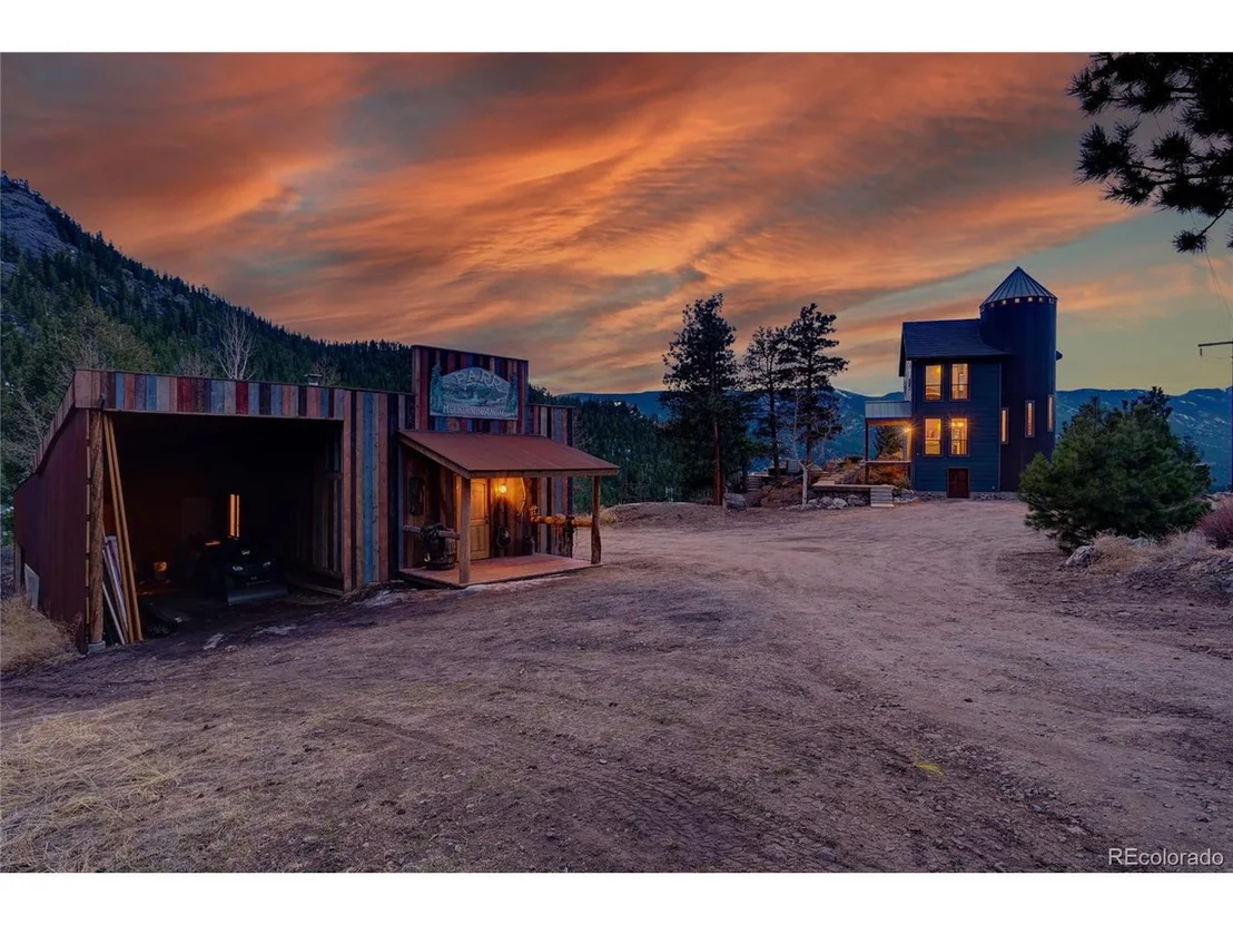 Photo of 632 Aspen Ln