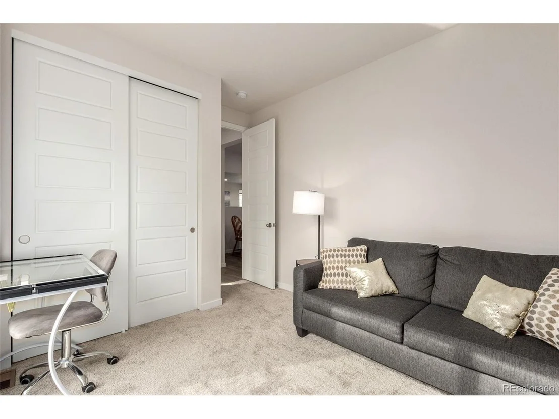 Photo of 2641 Channel Dr
