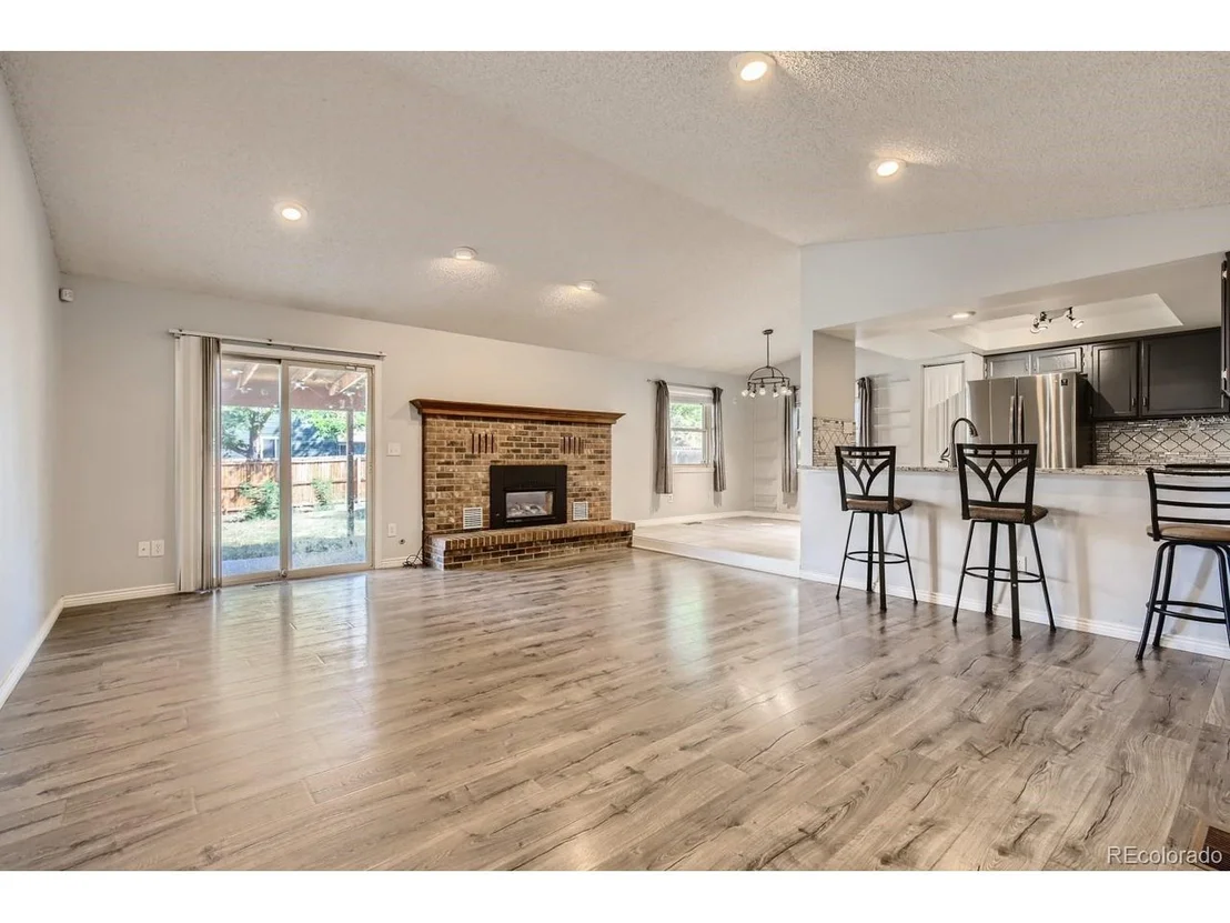 Photo of 4413 E 107th Cir