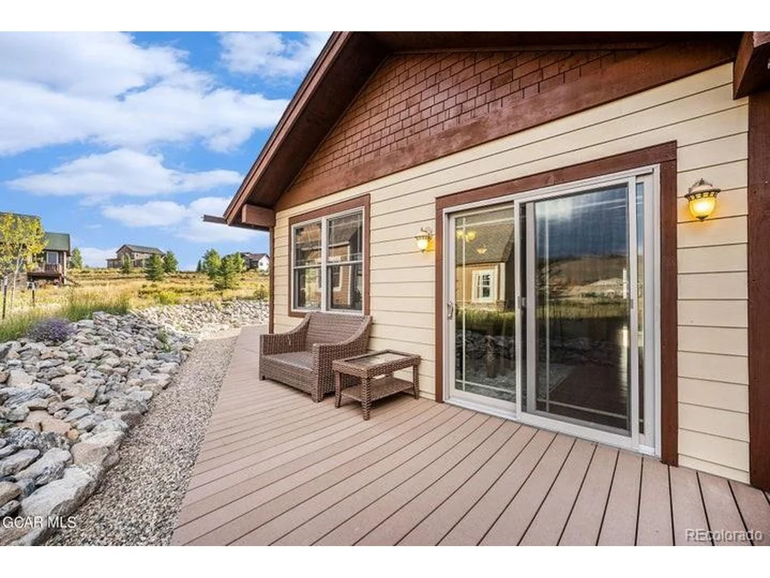 Photo of 809 Saddle Ridge Cir
