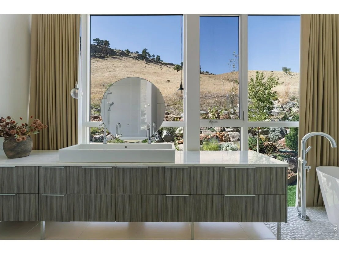 Photo of 250 Cactus Ct