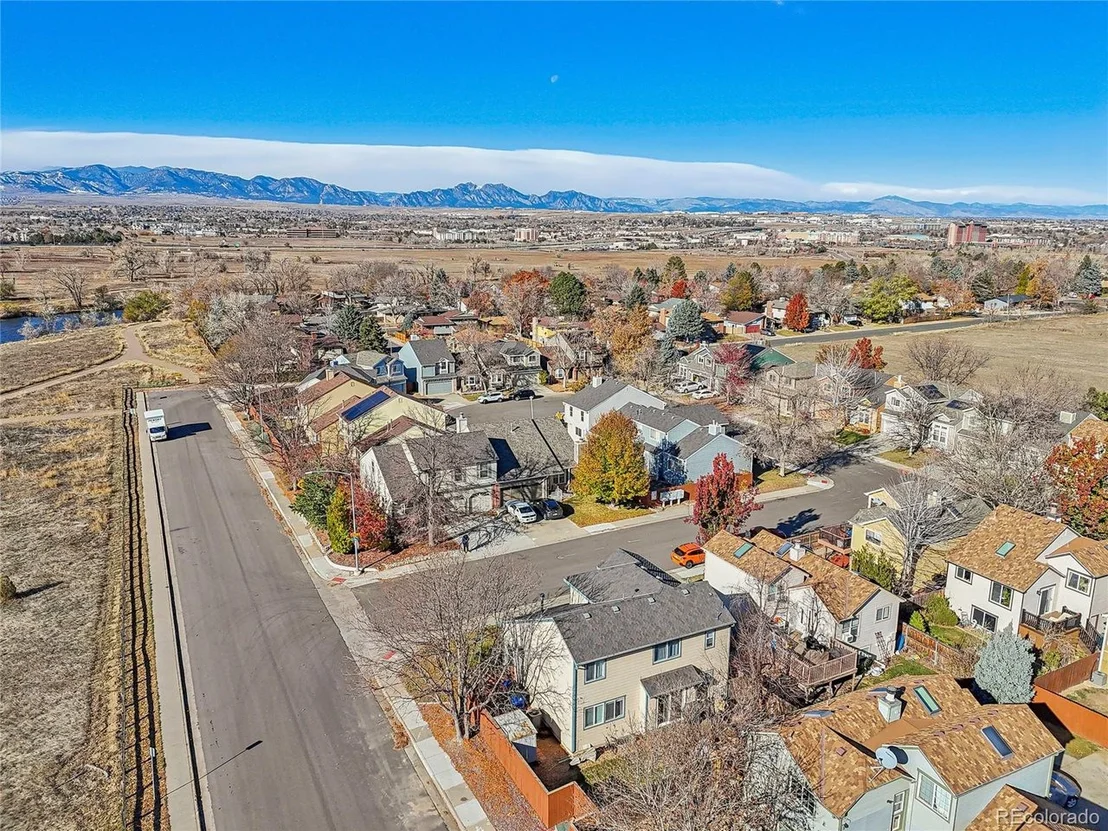 Photo of 10000 Ames St