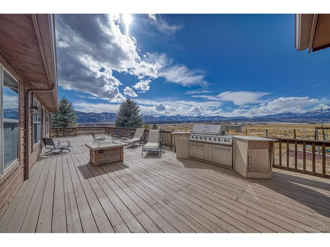 Photo of 7460 County Road 156w