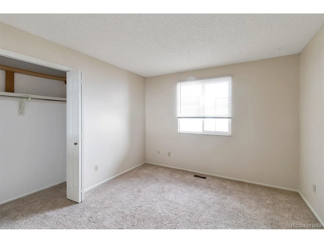 Photo of 8285 Iris Ct