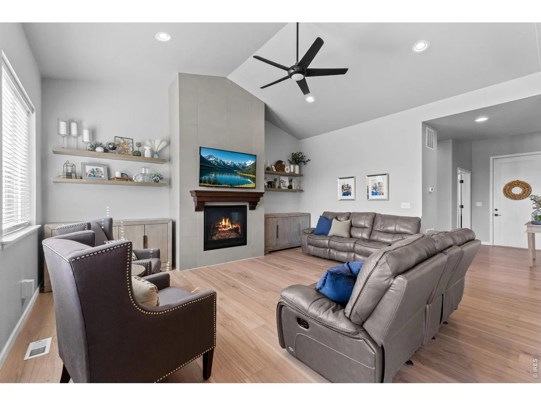 Photo of 709 Hillspire Dr