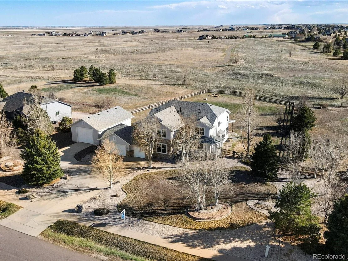 Photo of 49220 W Antelope Dr