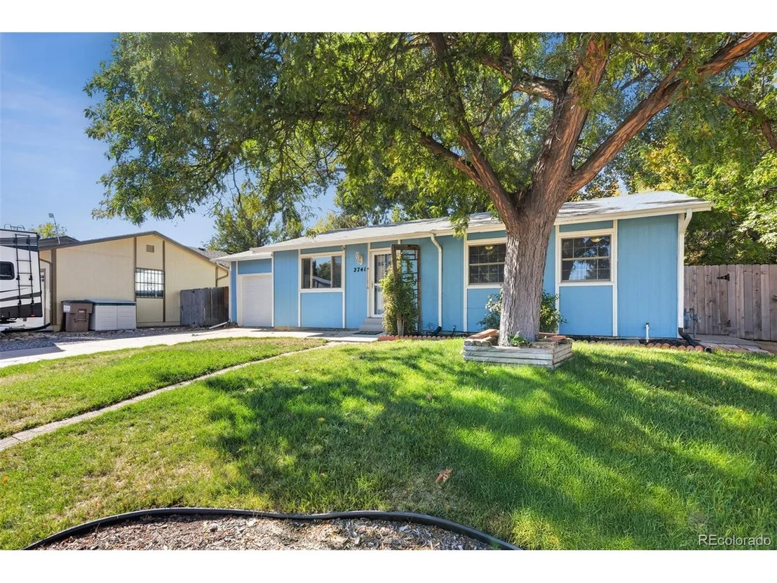 Photo of 2741 W 134th Cir