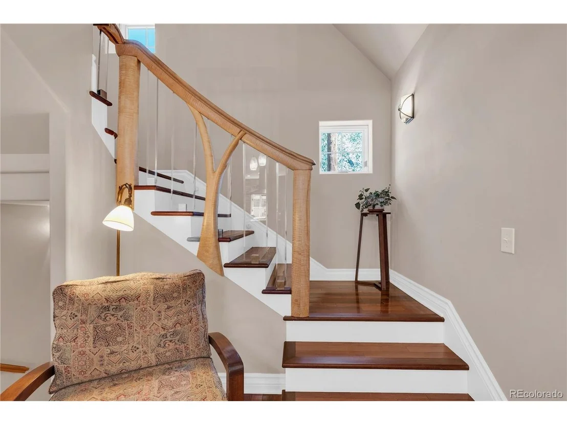 Photo of 520 Colorado Blvd