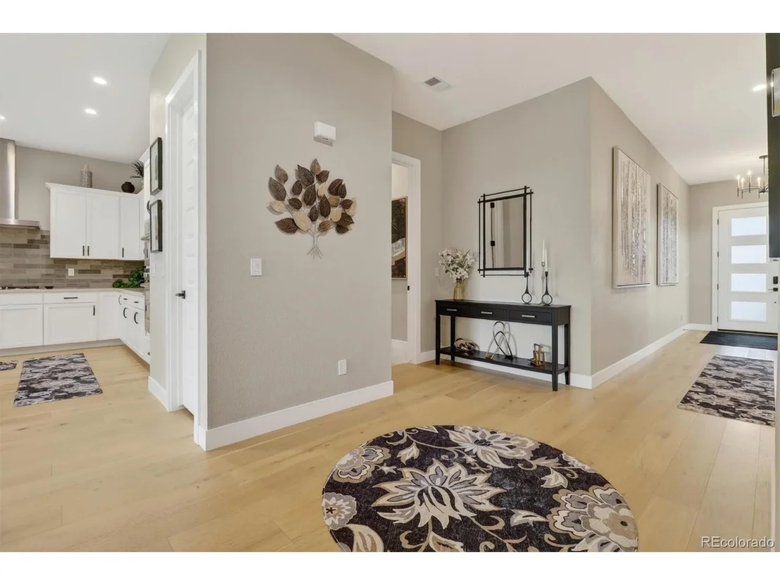 Photo of 1751 Barefoot Dr