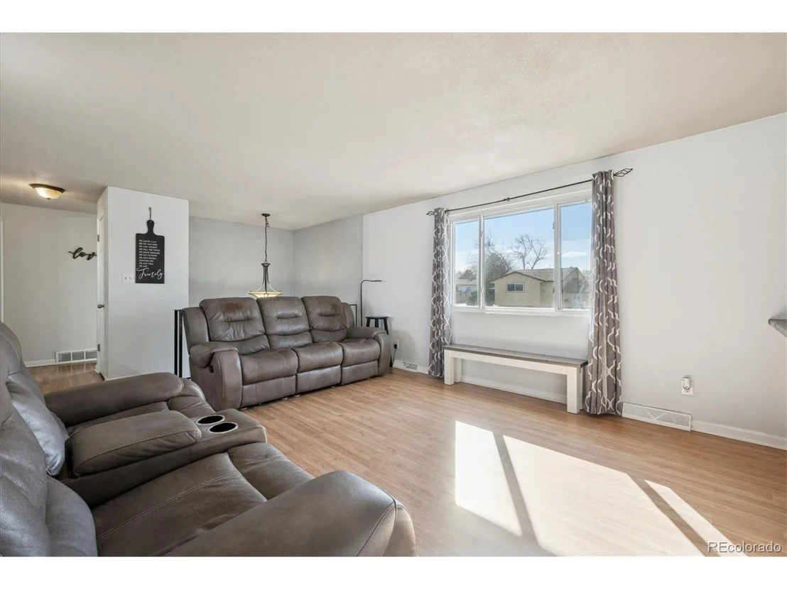 Photo of 219 Dianna Dr