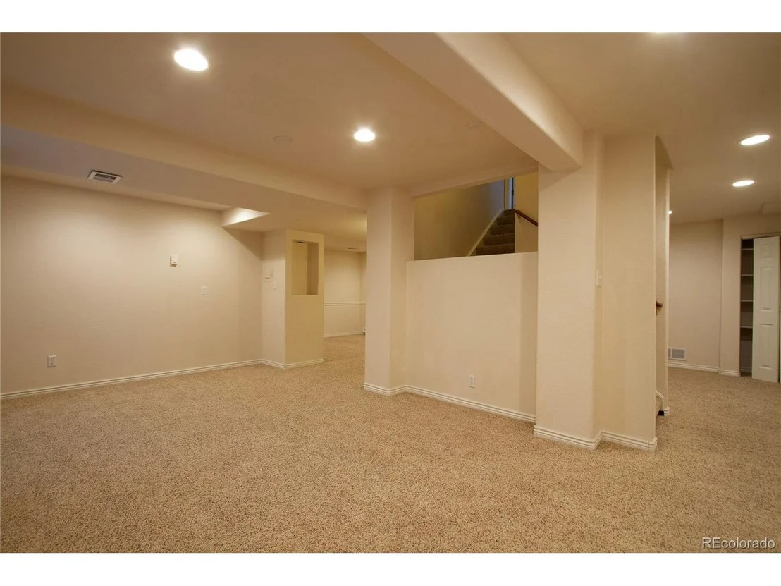 Photo of 11087 Clay Dr