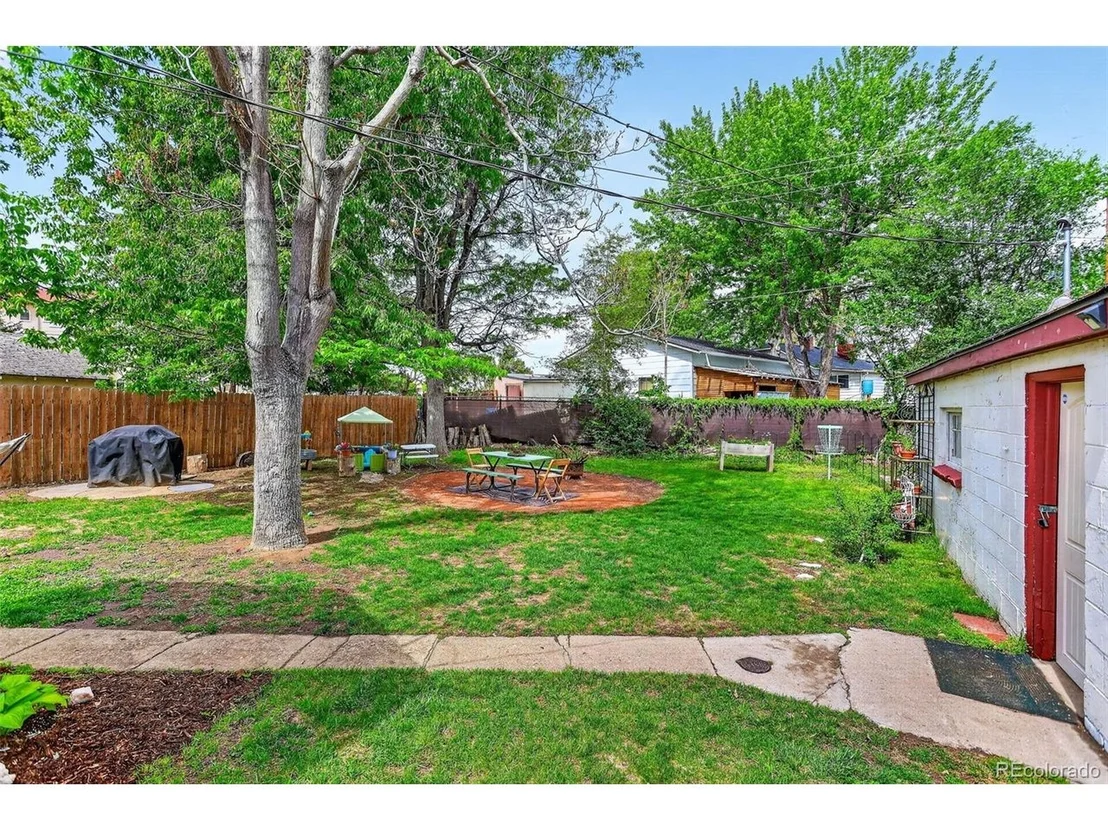 Photo of 5331 Primrose Ln