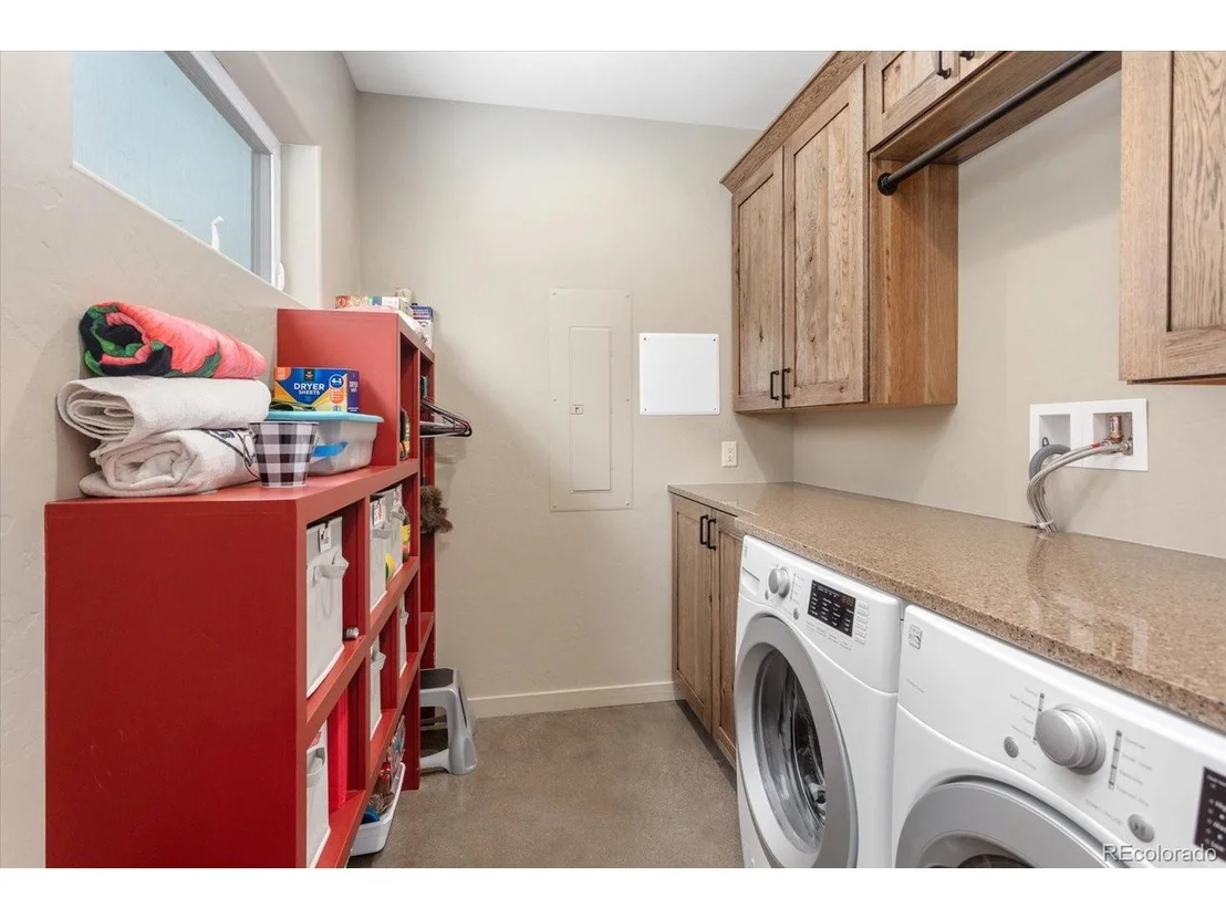 Photo of 539 W 2nd St