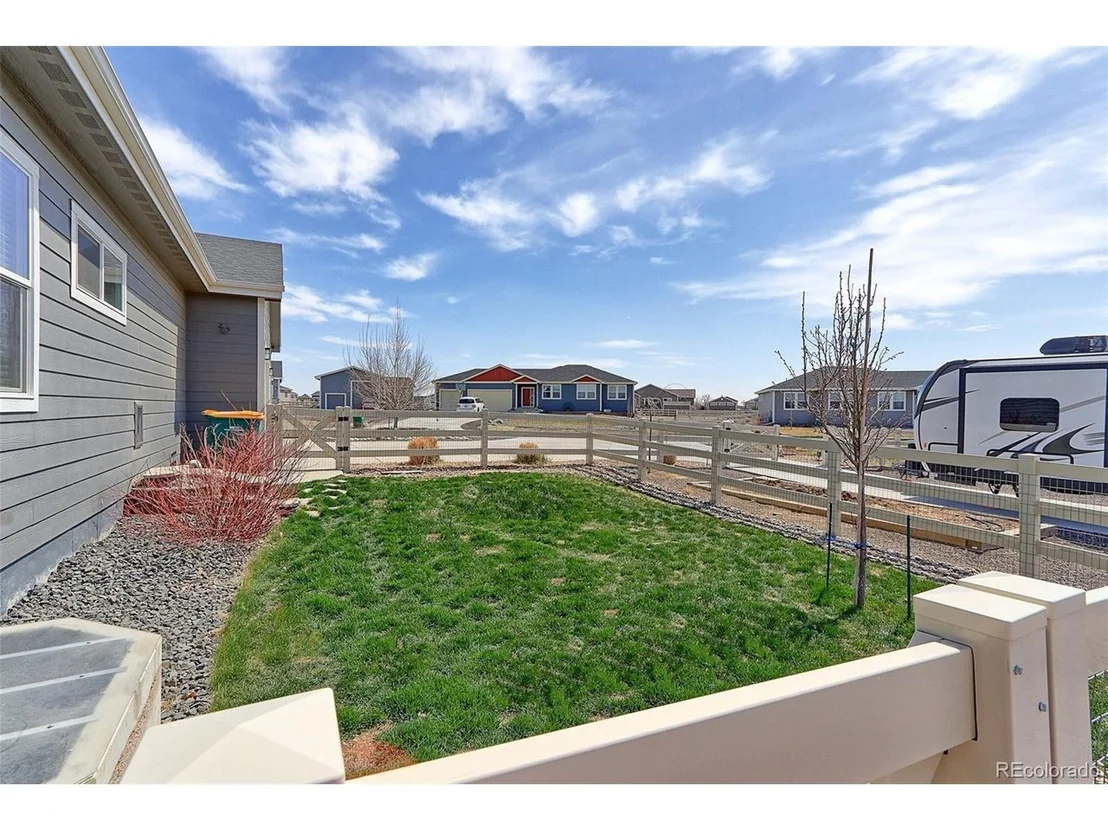 Photo of 465 Wyatt Dr