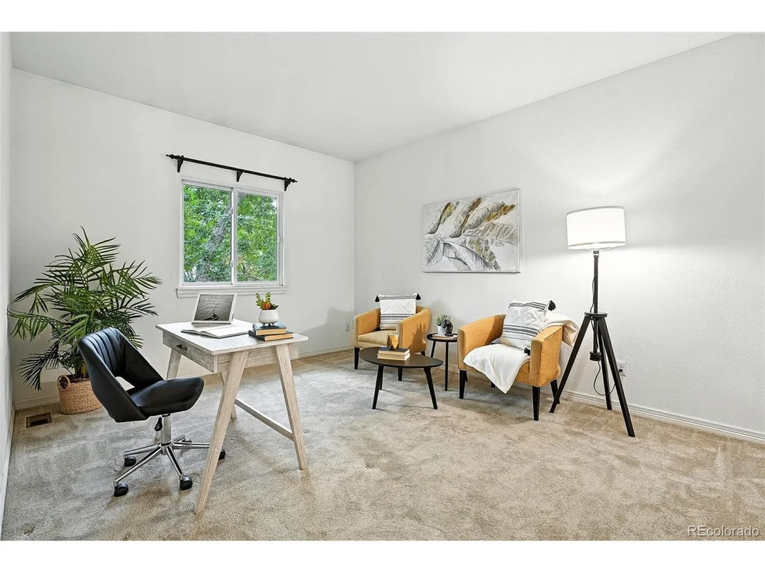 Photo of 146 Estack Pl